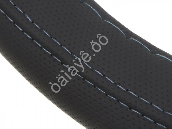 Оплётка на руль РОКОТ кожа PU, перфорация, размер 38 см, серый Оплётка на руль РОКОТ кожа PU, перфорация, размер 38 см, серый