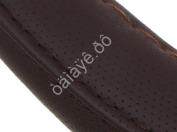 Оплётка на руль РОКОТ кожа PU, перфорация, размер 38 см, коричневый Оплётка на руль РОКОТ кожа PU, перфорация, размер 38 см, коричневый