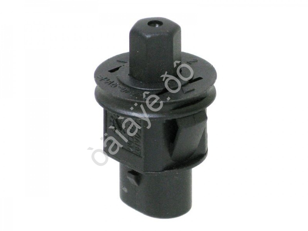 Выключатель для а/м ВАЗ-2115, 1118, 2170, 2123 открывания капота (концевик) 80.3710.000 Выключатель для а/м ВАЗ-2115, 1118, 2170, 2123 открывания капота (концевик) 80.3710.000