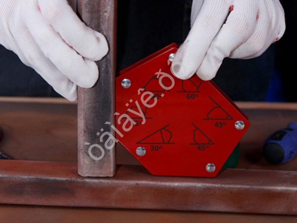 Магнитный угольник-держатель для сварки на 6 углов, усилие 22,6кг REXANT