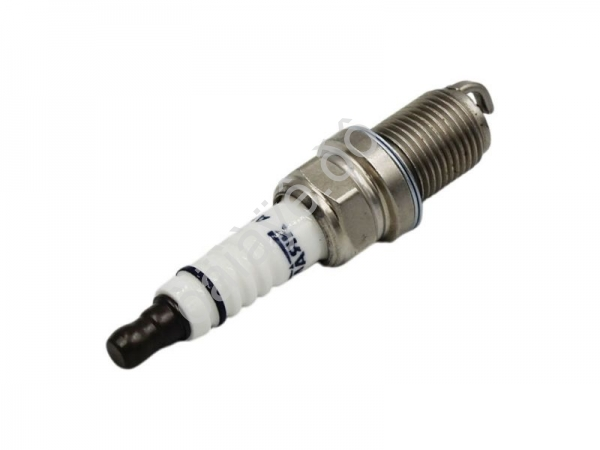 Свечи зажигания (1667,BKR5E) для а/м для CITROEN/PEUGEOT/NISSAN/RENAULT/CHRYSLER/GUTBROD  Cu copper