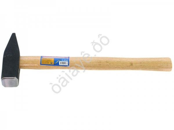 Молоток слесарный 800гр. с деревянной  рукояткой МАЯКАВТО™1/18_