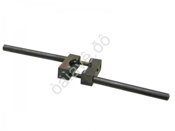 Плашко-метчикодержатель, плашка до 40мм, метчик до 18мм Плашко-метчикодержатель, плашка до 40мм, метчик до 18мм