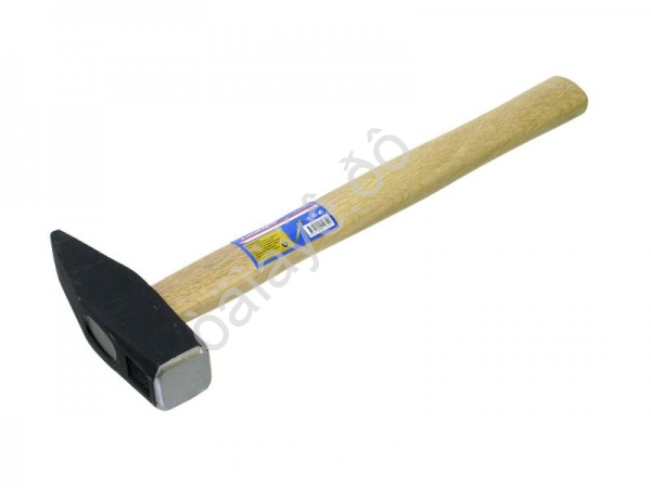 Молоток слесарный 1000гр. с деревянной рукояткой МАЯКАВТО™1/18_ Молоток слесарный 1000гр. с деревянной рукояткой МАЯКАВТО™1/18_