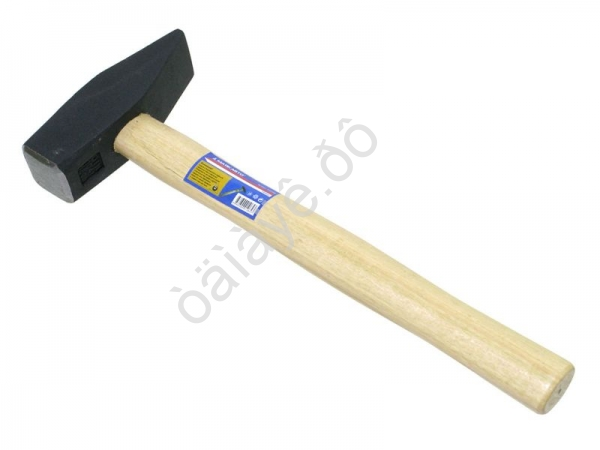 Молоток слесарный 1500гр. с деревянной  рукояткой МАЯКАВТО™1/12_