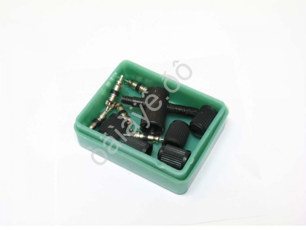 Набор автолюбителя №1 (5 колпачков пластик., 5 золотников коротких, ключ) 1/500_ Набор автолюбителя №1 (5 колпачков пластик., 5 золотников коротких, ключ) 1/500_