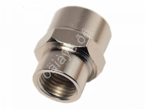 Фитинг  1/4 В х 3/8 В резьбовой