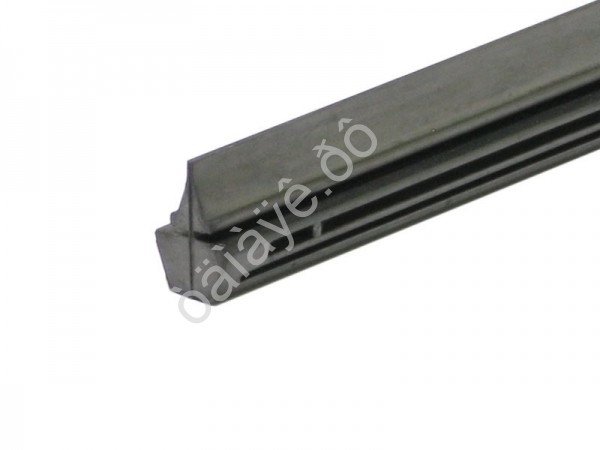 Лента стеклоочистителя "ALCA" графит  71см  профиль "БОШ эксклюзив" 1/20